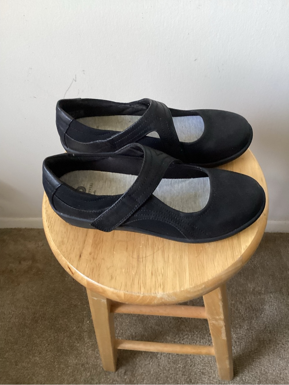 Clark’s Mary Jane cloudstepper shoes- - Picture 5 of 7